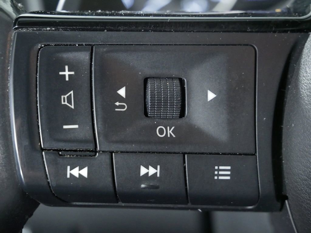 Used 2021 Nissan Rogue SV w/ Premium Package AWD/4WD image 25