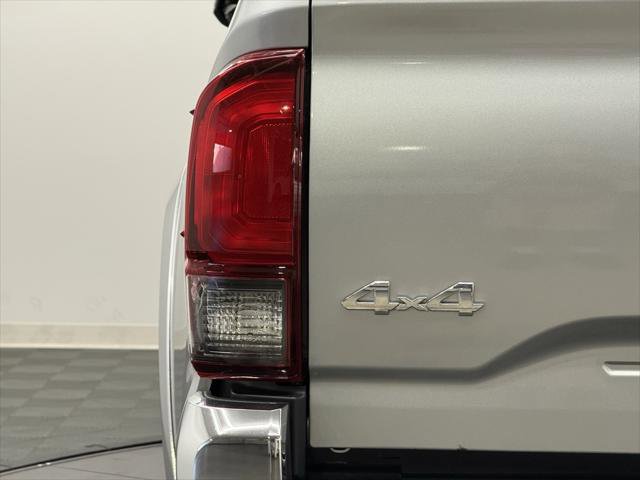 Certified 2022 Toyota Tacoma SR5 image 9