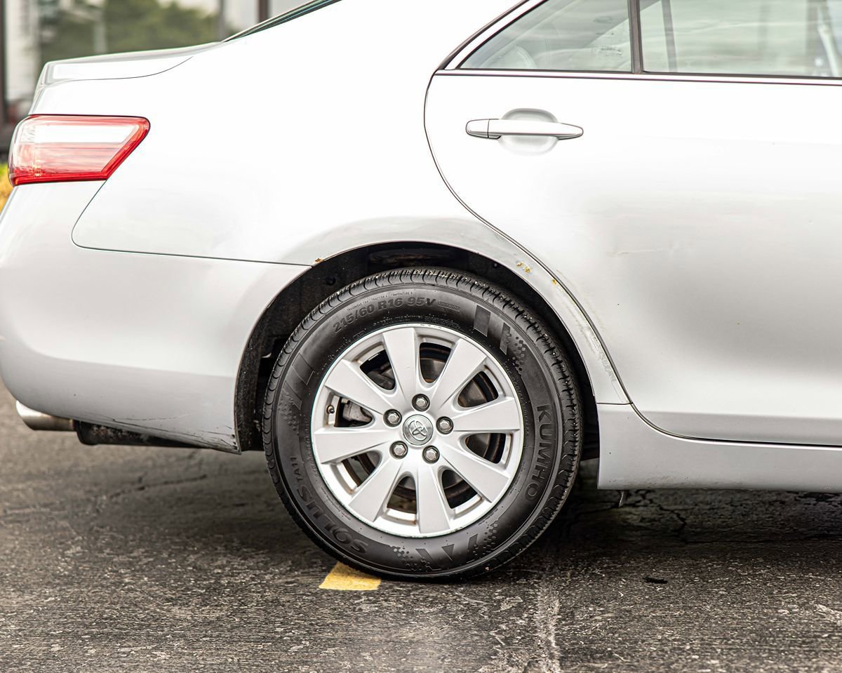 Used 2007 Toyota Camry XLE FWD image 11
