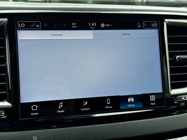 Certified 2025 Chrysler Pacifica Select FWD image 32