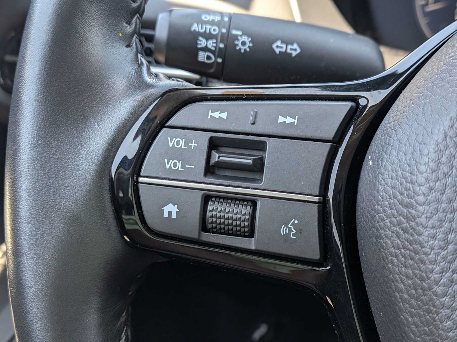 Certified 2024 Honda HR-V EX-L image 22