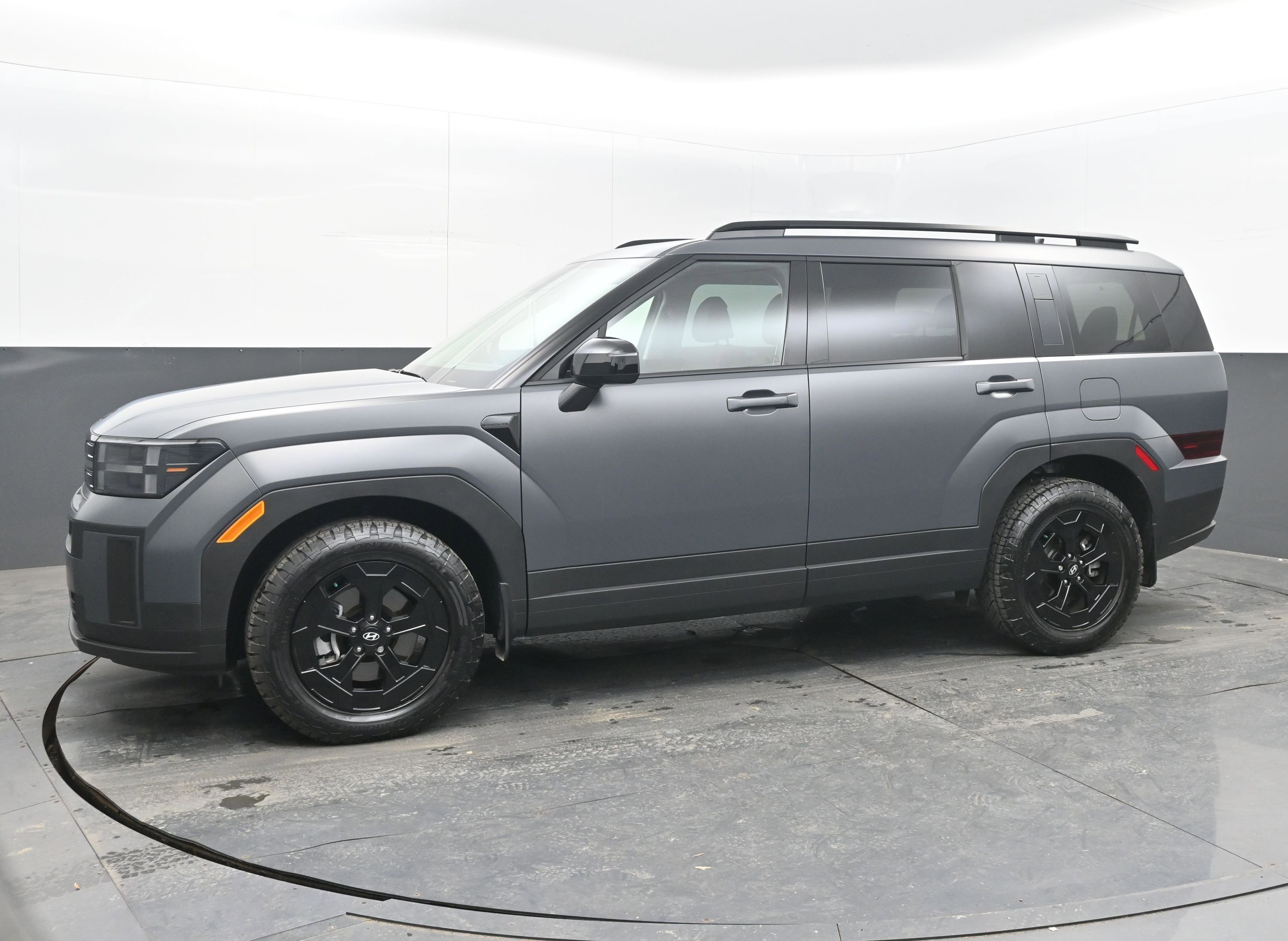 Used 2025 Hyundai Santa Fe XRT image 5