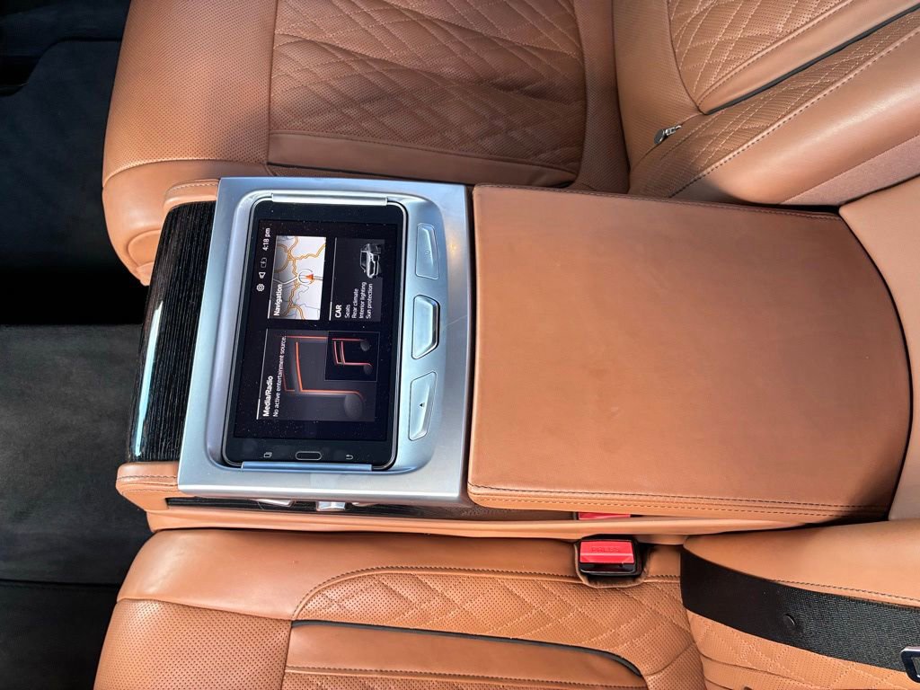 Used 2022 BMW 750i xDrive w/ Luxury Rear Seating Package AWD/4WD image 17