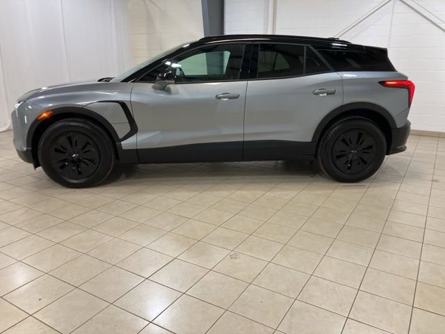 New 2026 Chevrolet Blazer EV LT w/ Midnight/Sport Edition image 2