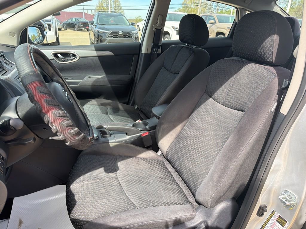 Used 2013 Nissan Sentra SR FWD image 9