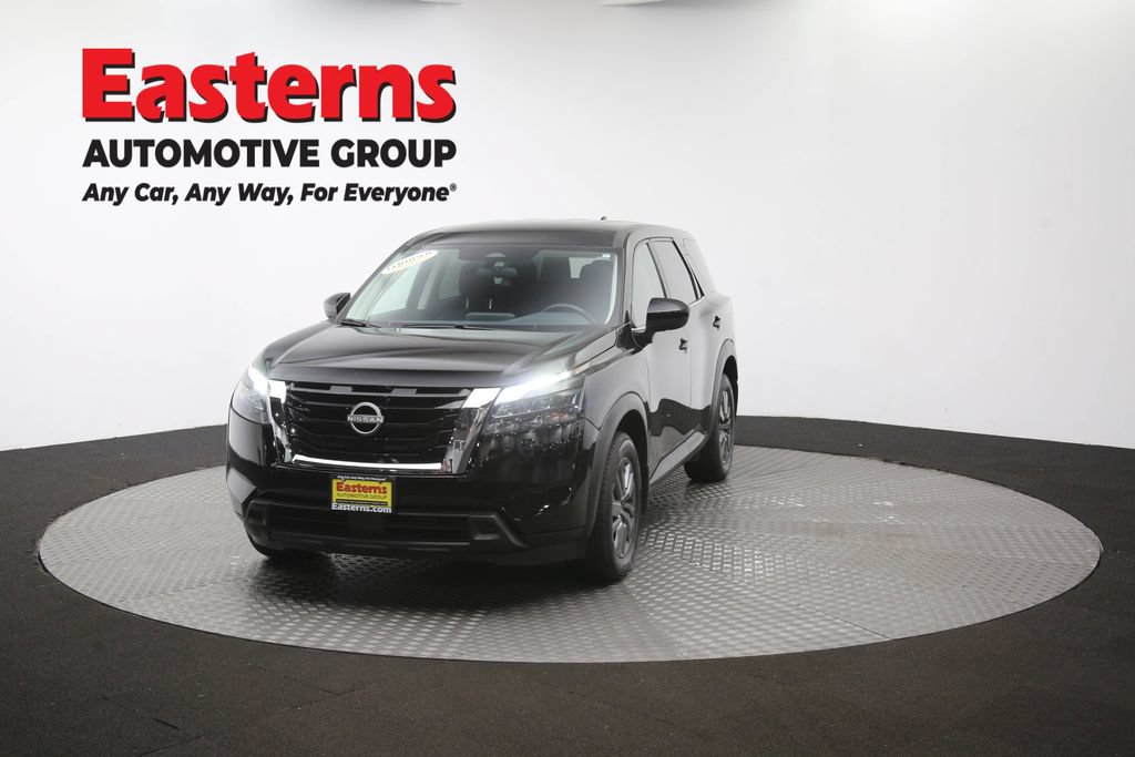 Used 2024 Nissan Pathfinder S AWD/4WD image 54