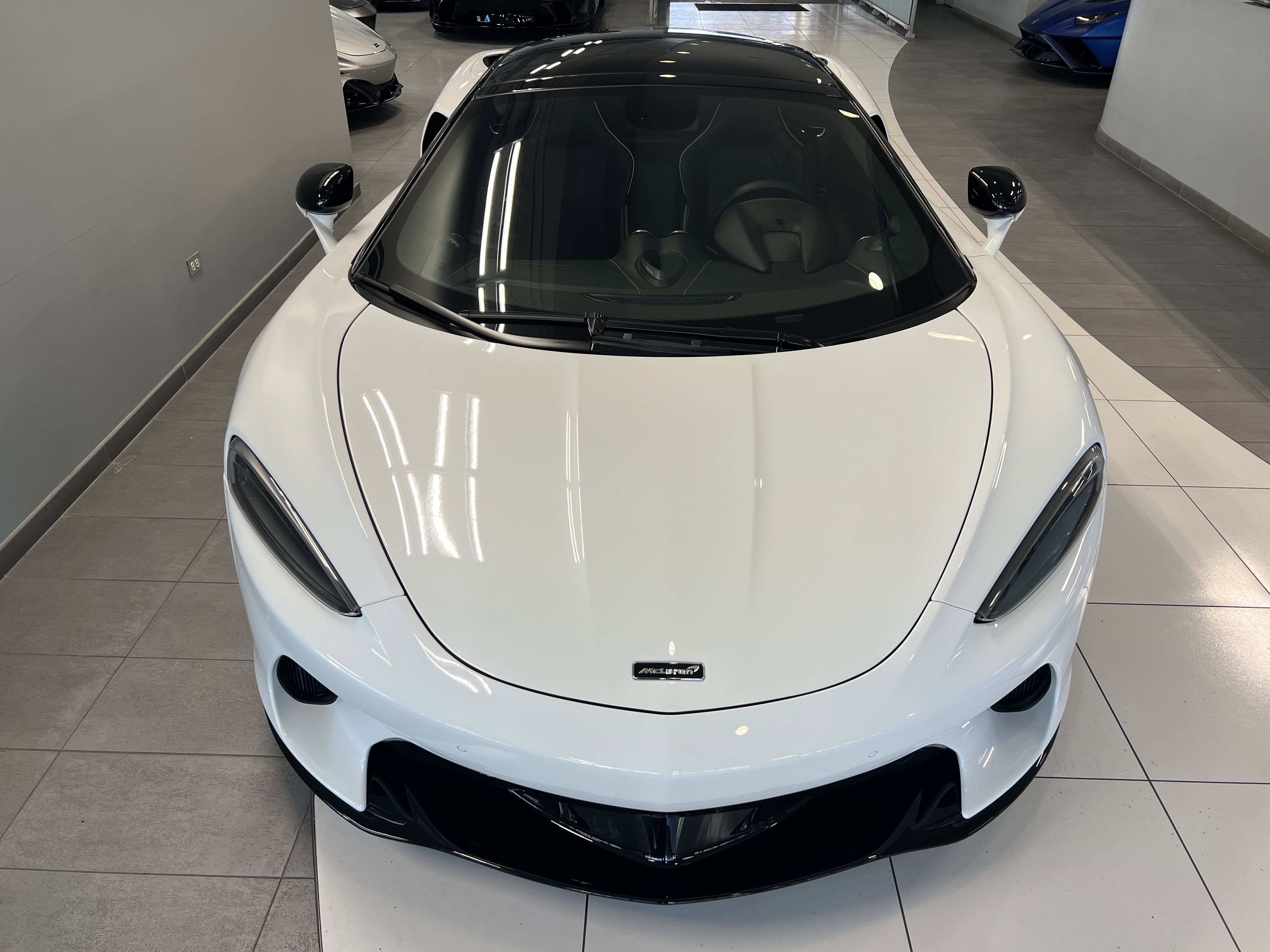Used 2023 McLaren GT image 16