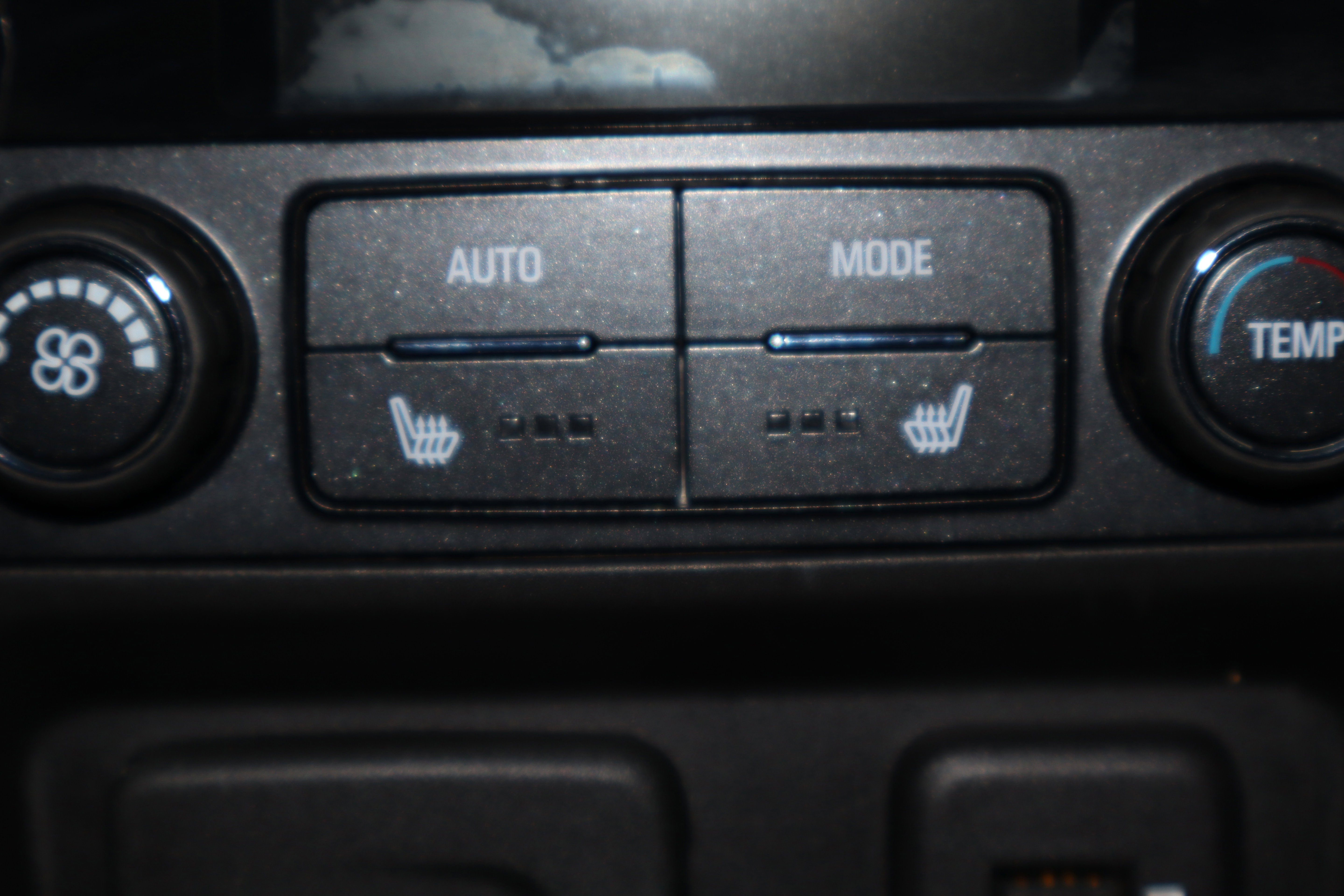 Used 2021 Buick Enclave Avenir image 28