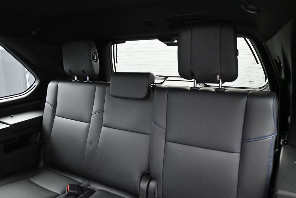 Certified 2025 Toyota Sequoia Platinum AWD/4WD image 31