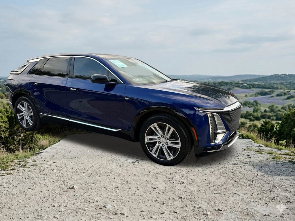 Used 2024 Cadillac Lyriq Tech w/ Driver Assist Package image 8