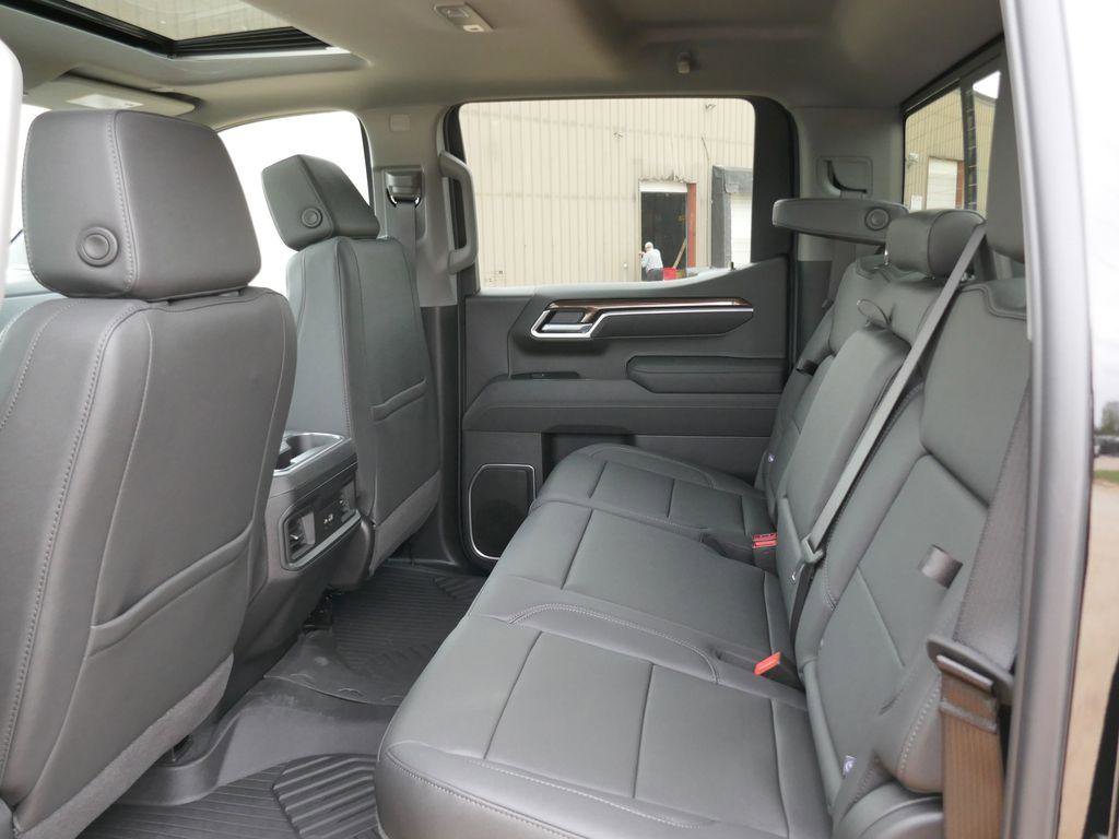 New 2026 Chevrolet Silverado 1500 RST w/ RST All Star Premium Package AWD/4WD image 16