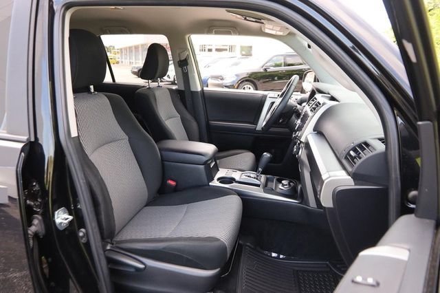 Used 2023 Toyota 4Runner SR5 AWD/4WD image 25