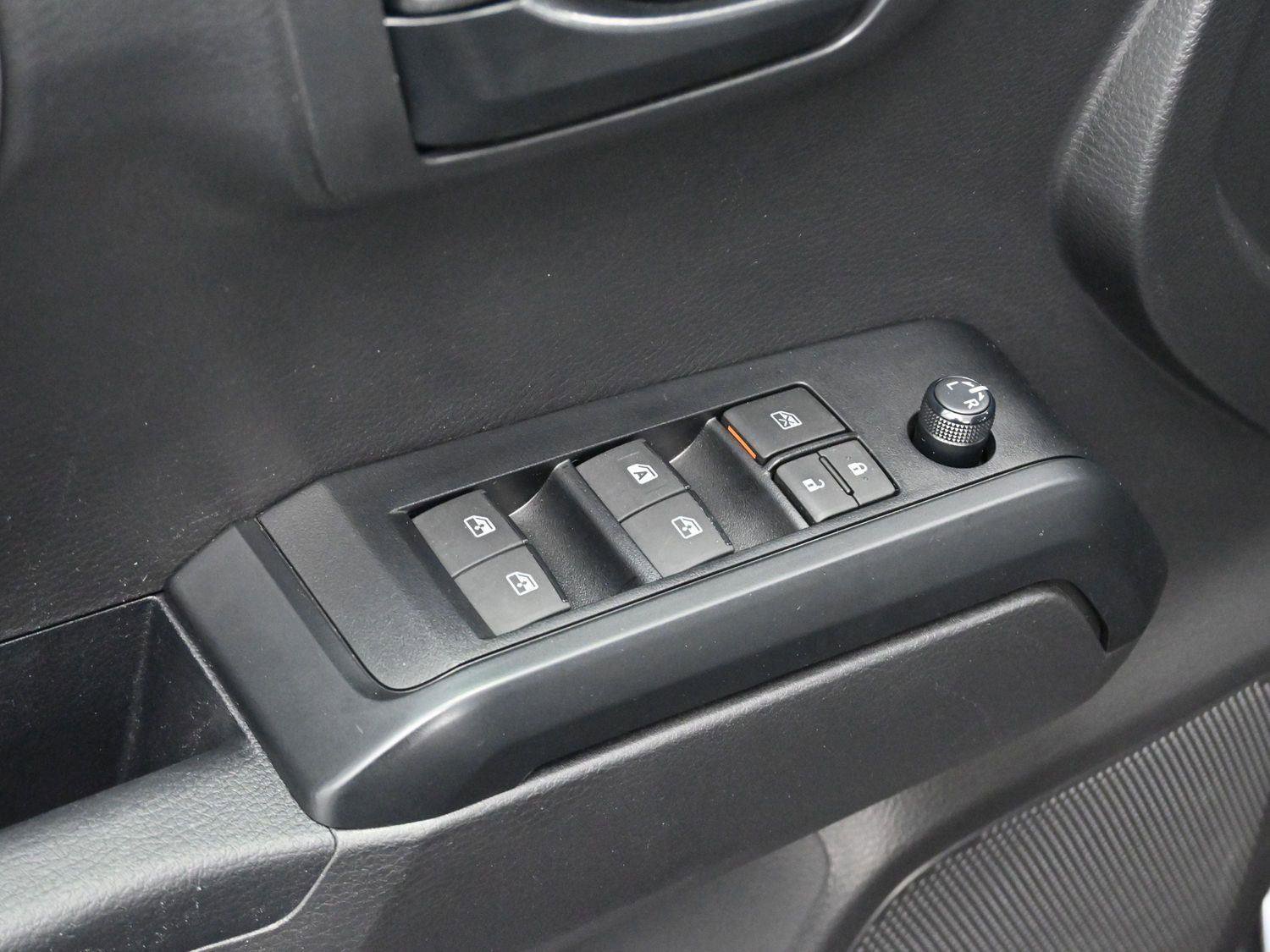 Used 2023 Toyota Tacoma SR AWD/4WD image 10