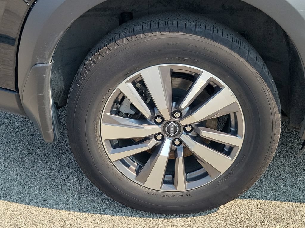 Used 2022 Nissan Pathfinder SL AWD/4WD image 4