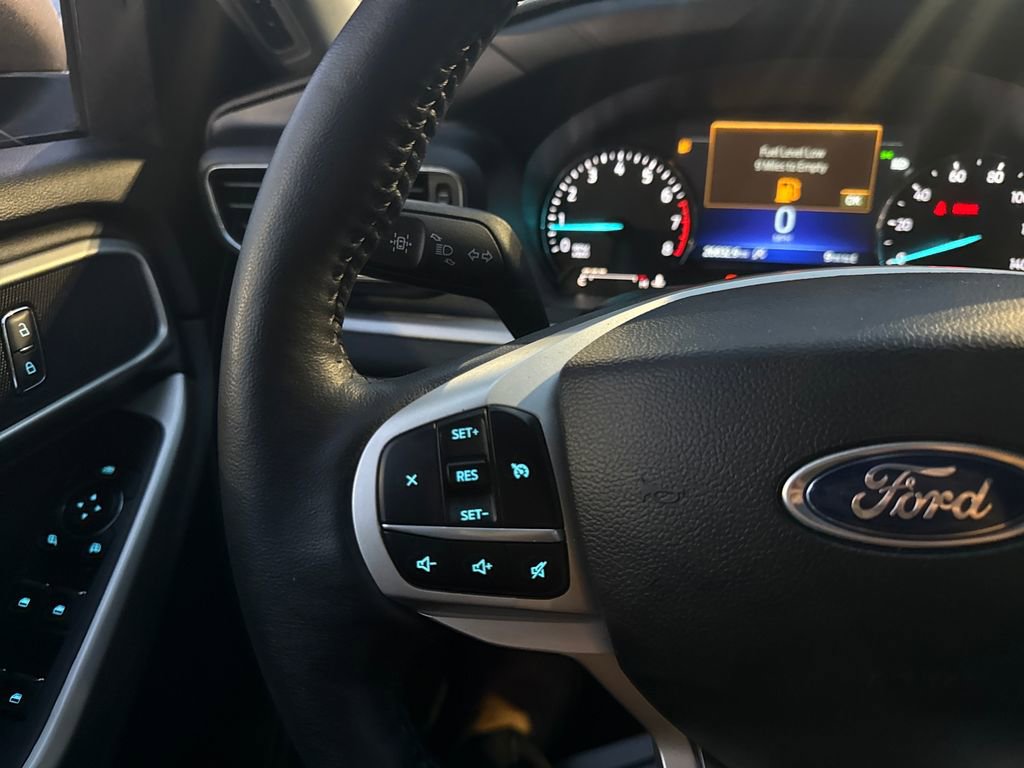 Used 2023 Ford Explorer XLT w/ Equipment Group 202A image 35