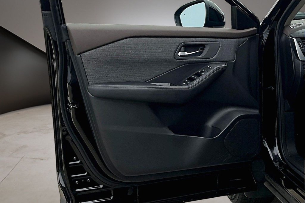 Certified 2023 Nissan Rogue SV AWD/4WD image 20