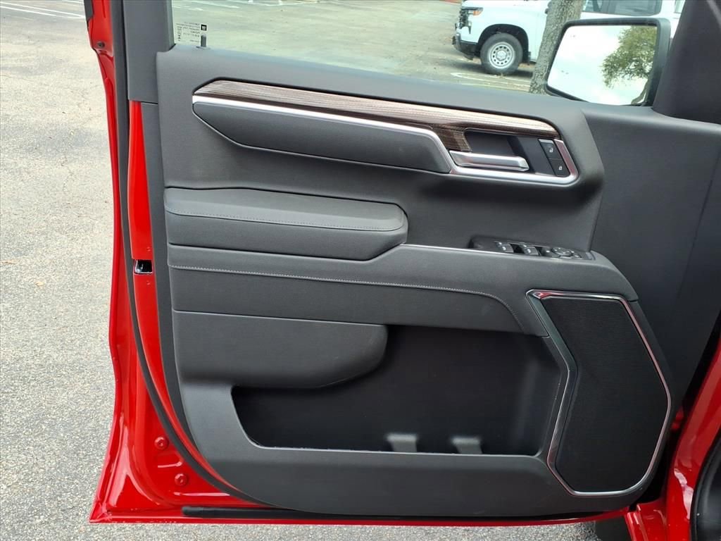 New 2026 Chevrolet Silverado 1500 LT w/ Z71 Off-Road Package image 8