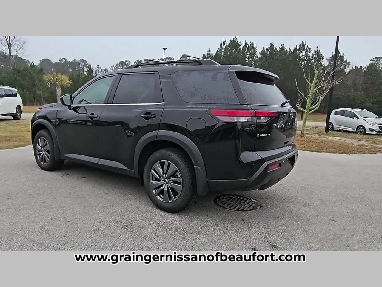 New 2026 Nissan Pathfinder SV FWD image 29