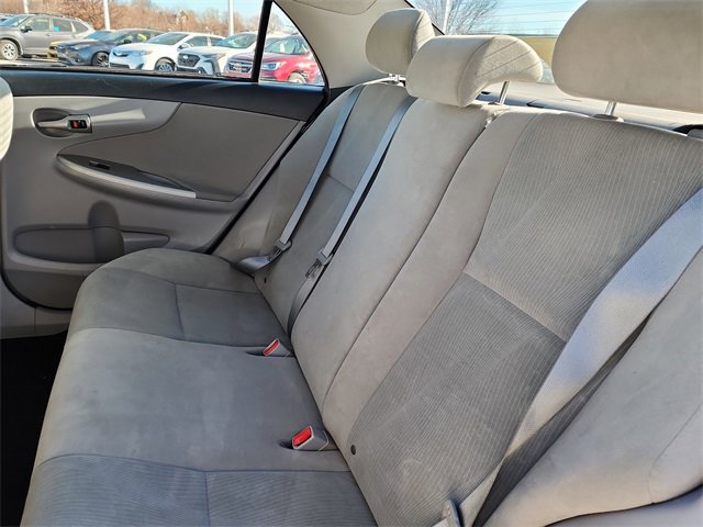 Used 2012 Toyota Corolla LE image 16