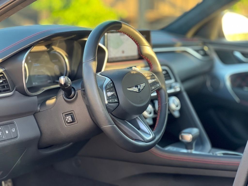 Used 2023 Genesis G70 3.3T w/ Sport Prestige Package RWD image 11