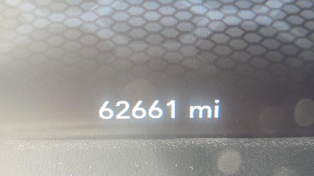 Used 2020 Dodge Charger SXT image 12