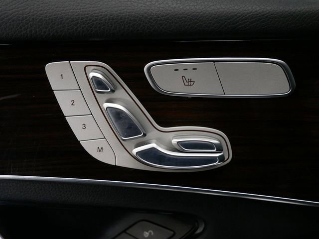 Used 2018 Mercedes-Benz GLC 300 4MATIC image 14