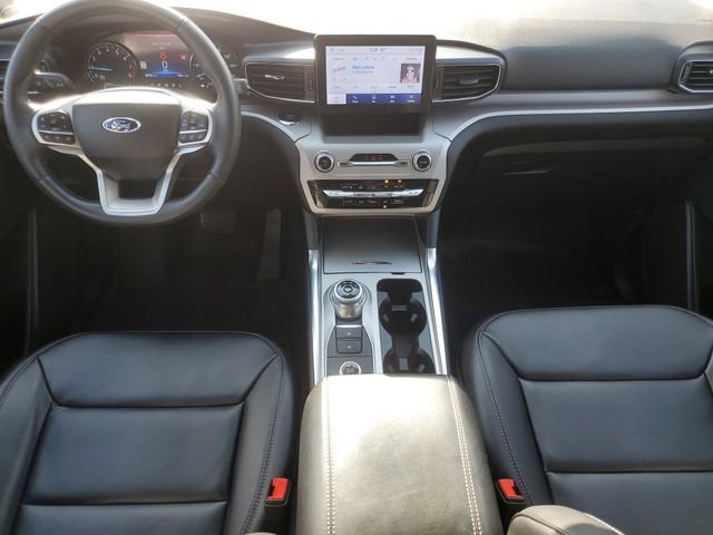 Certified 2023 Ford Explorer XLT w/ Equipment Group 202A AWD/4WD image 29