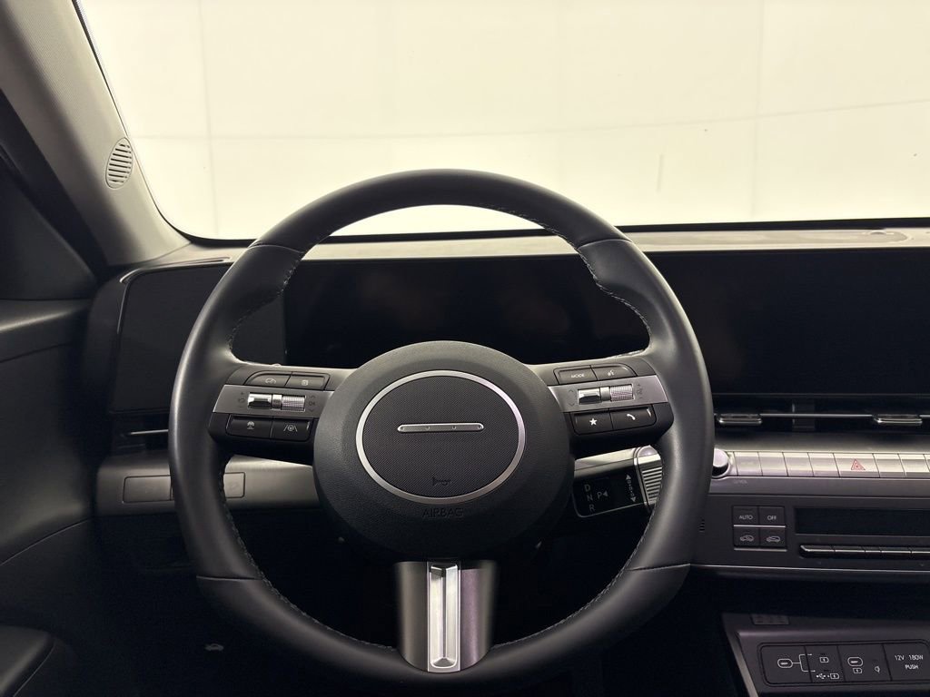 Certified 2025 Hyundai Kona SEL image 20