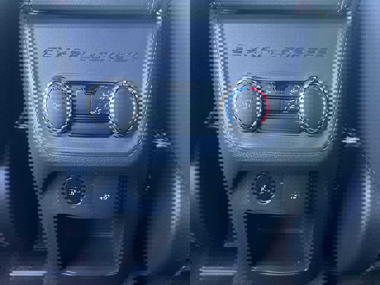 New 2026 Ford Explorer ST-Line image 17