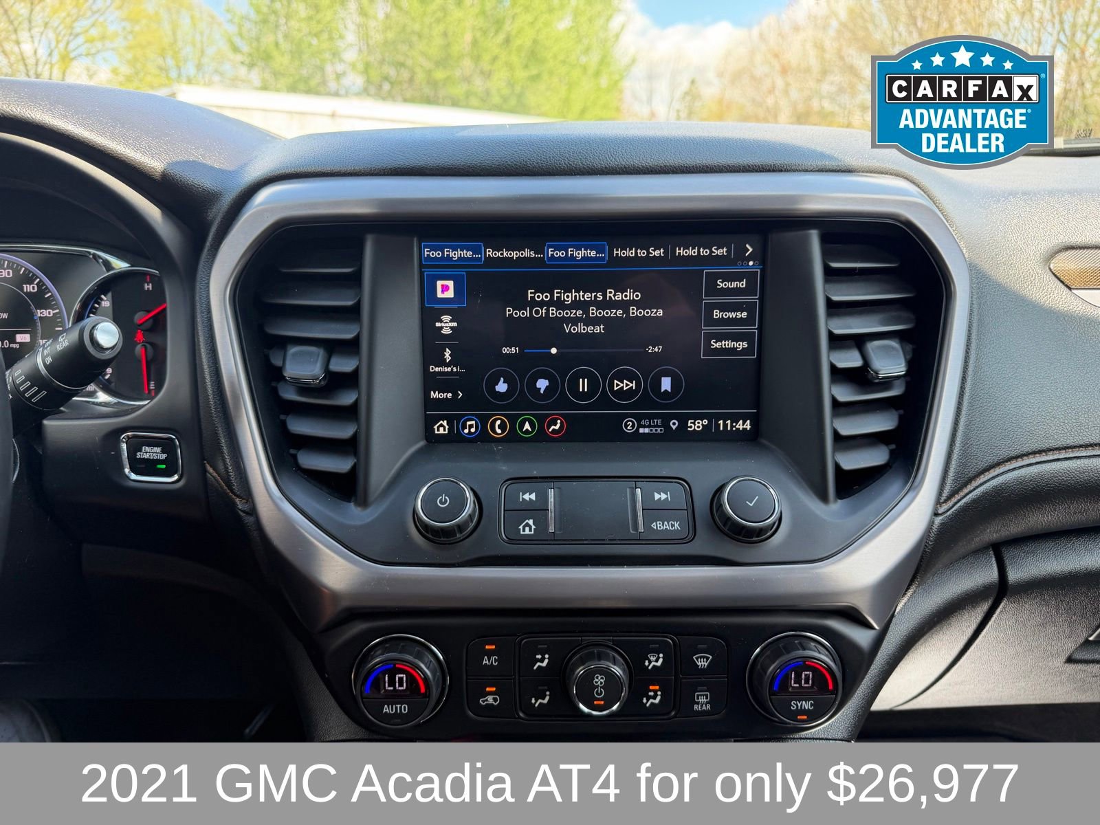 Used 2021 GMC Acadia AT4 w/ Technology Package AWD/4WD image 17