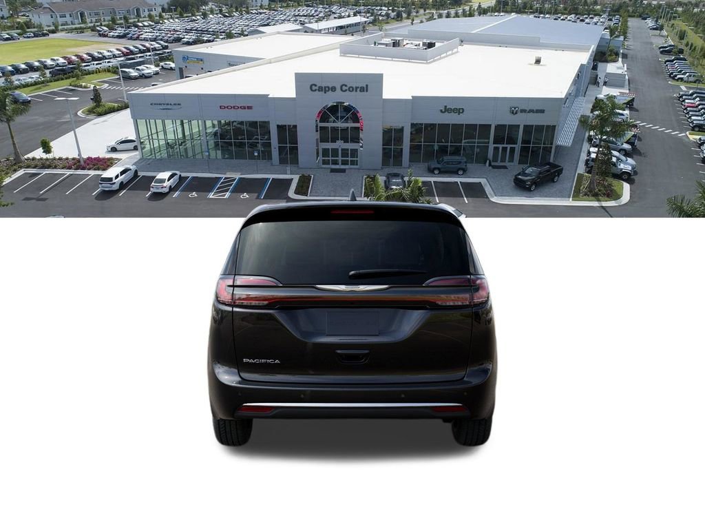 New 2026 Chrysler Pacifica Select FWD image 8