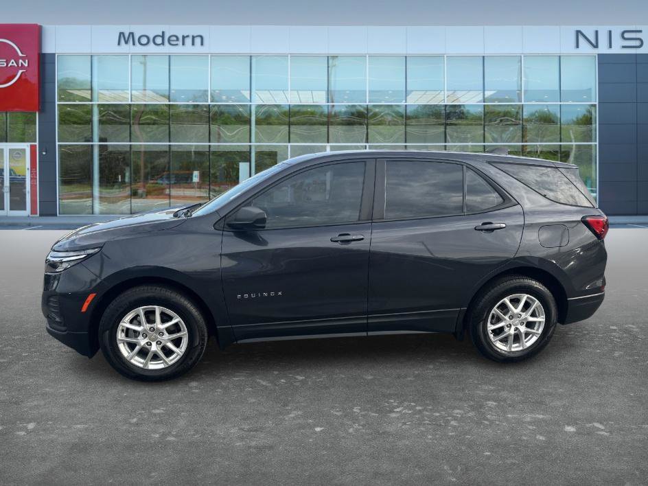 Used 2022 Chevrolet Equinox LS image 8