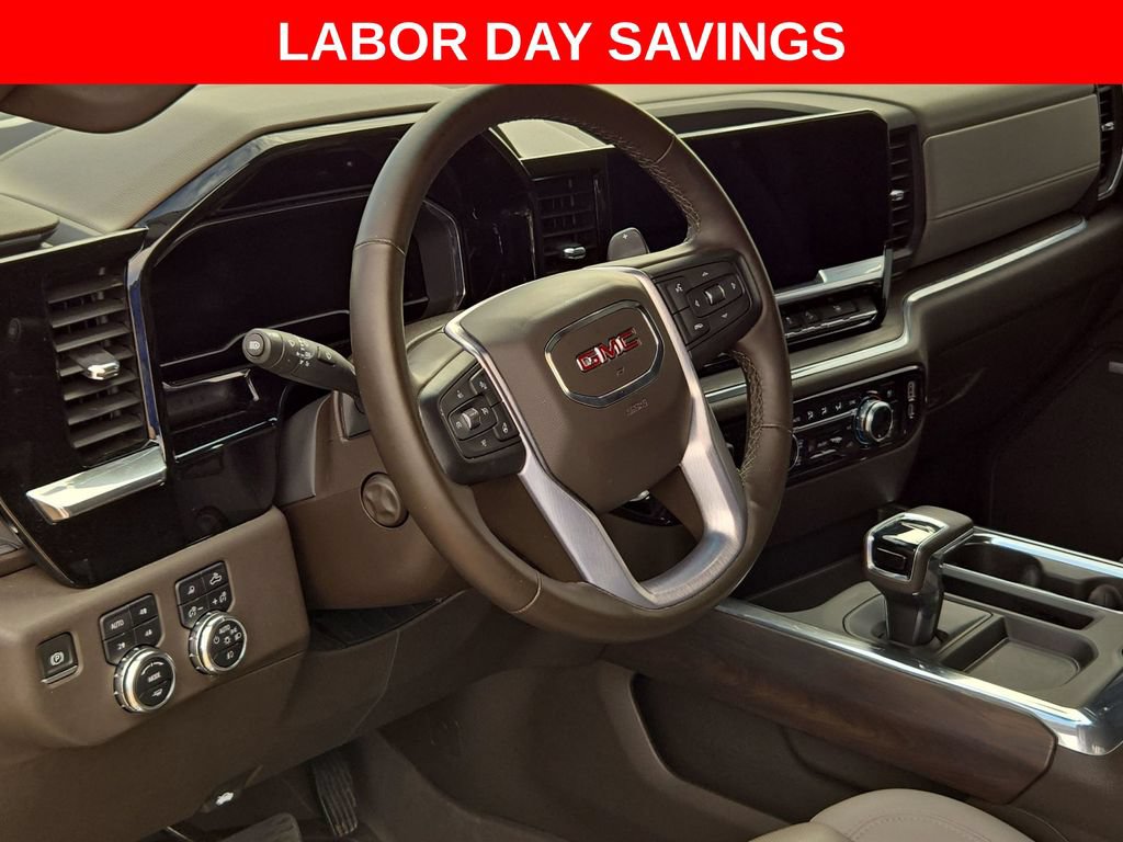Used 2023 GMC Sierra 1500 SLT w/ SLT Premium Plus Package AWD/4WD image 7