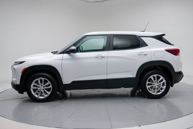 Used 2026 Chevrolet TrailBlazer LS w/ LS Convenience Package FWD image 3