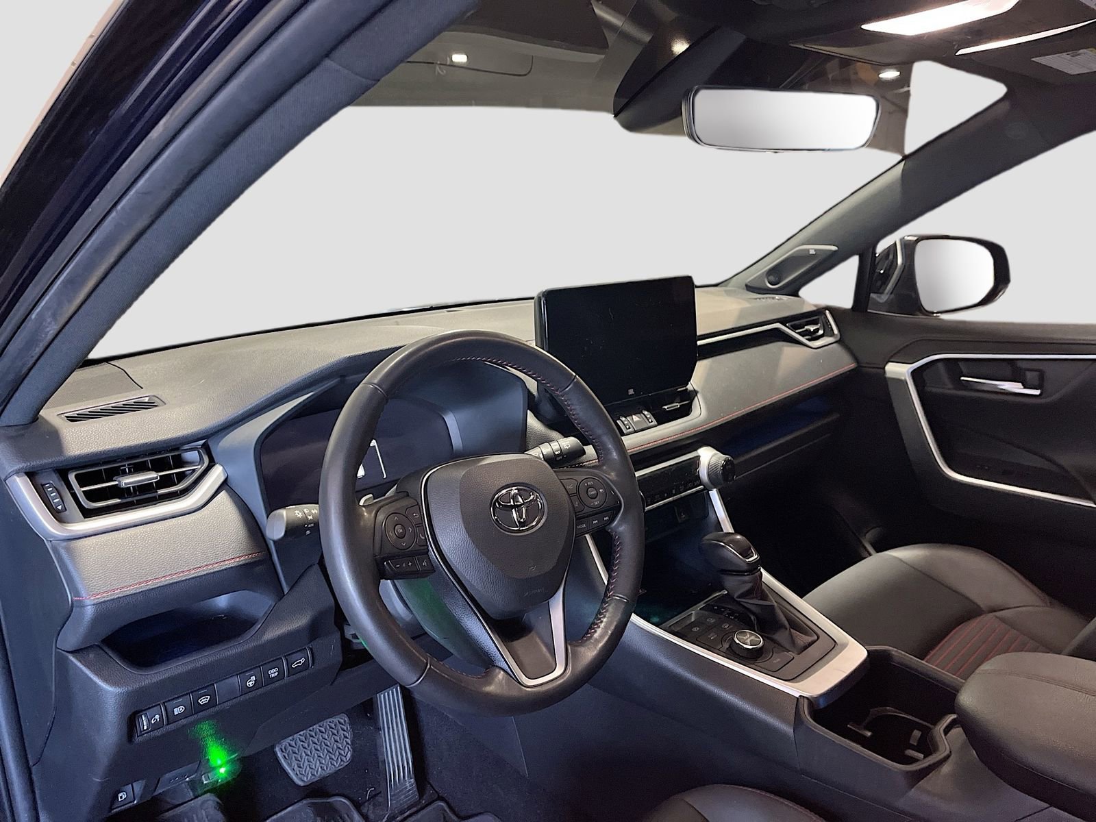 Used 2024 Toyota RAV4 XSE w/ Weather Package image 9