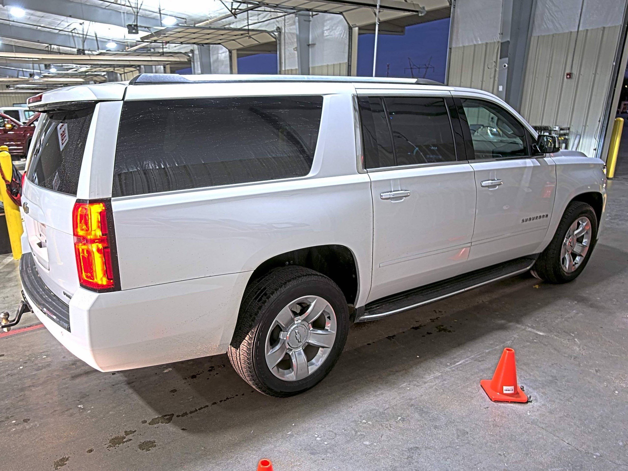 Used 2019 Chevrolet Suburban Premier image 4