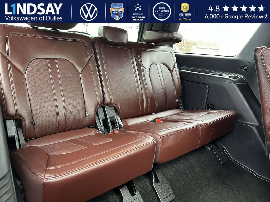 Used 2022 Ford Expedition Limited image 13