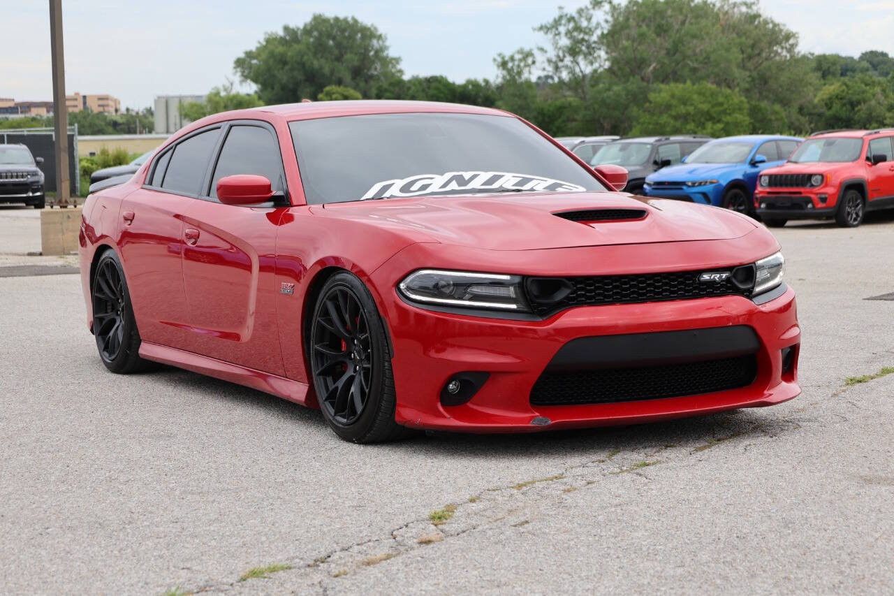 Used 2017 Dodge Charger R/T Scat Pack w/ Beats Audio Group RWD image 4