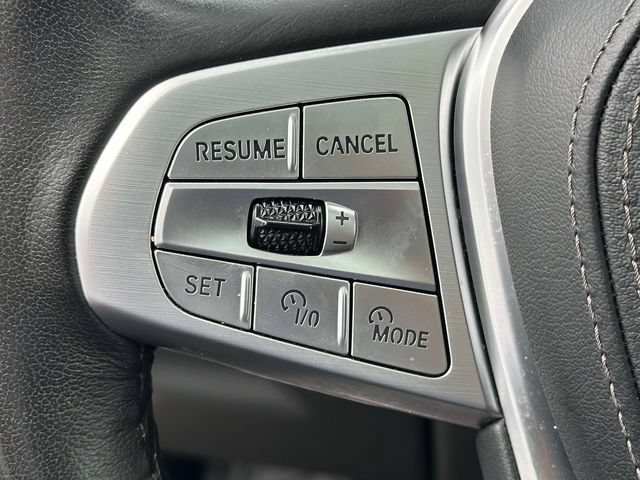 Used 2025 BMW X7 xDrive40i AWD/4WD image 29