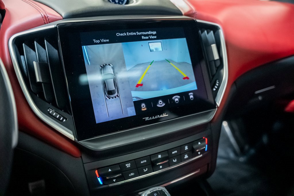 Used 2021 Maserati Ghibli S GranSport image 57