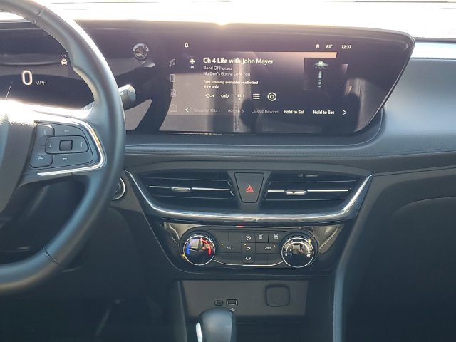 Used 2024 Buick Encore GX Sport Touring FWD image 29
