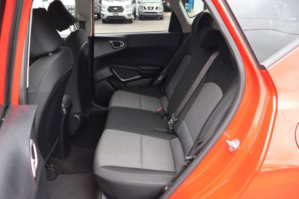 Used 2021 Kia Soul S FWD image 16