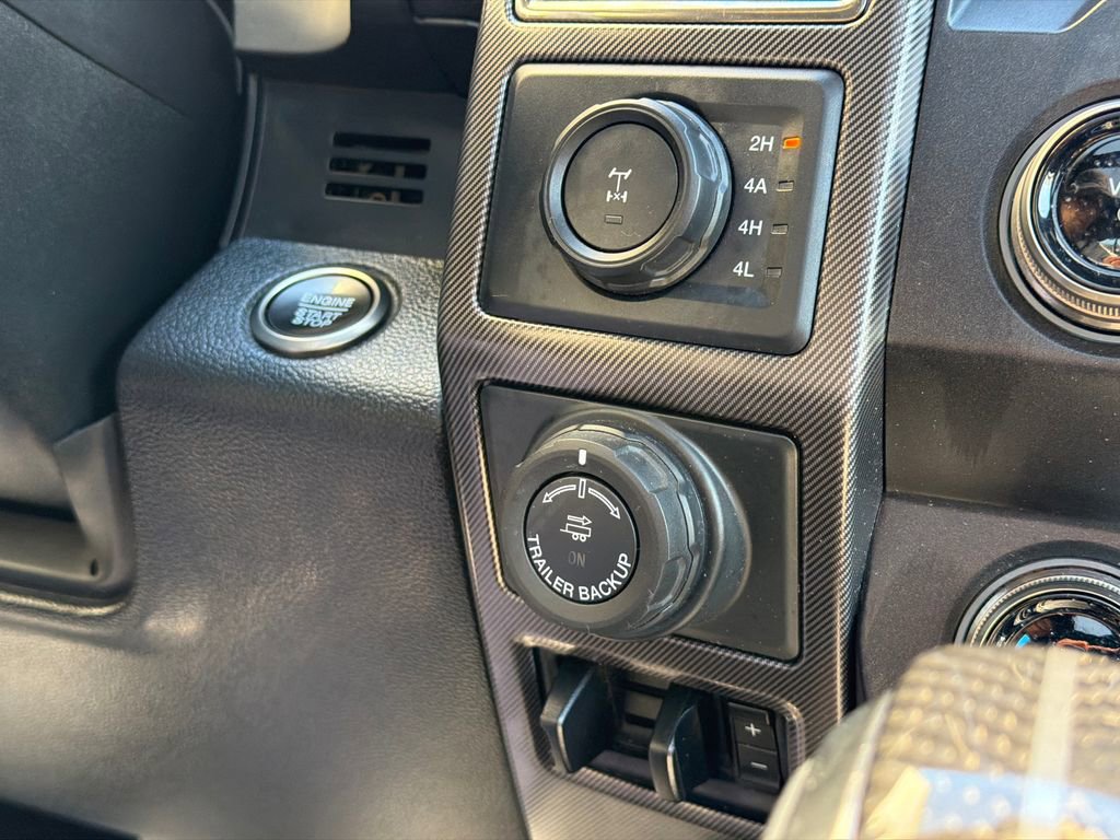 Used 2019 Ford F150 Raptor w/ Equipment Group 802A Luxury image 30