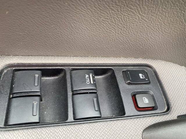 Used 2011 Honda CR-V SE image 15