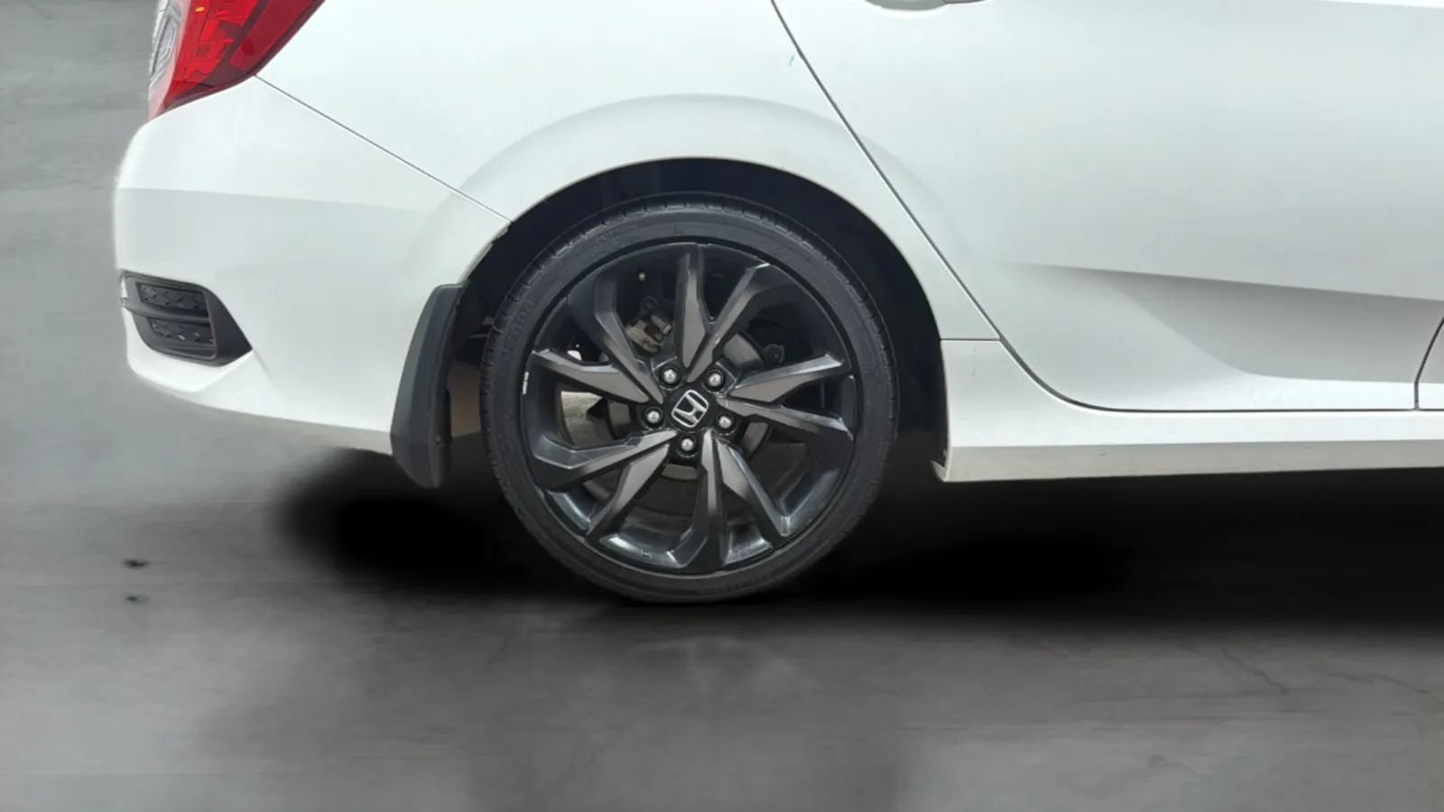 Used 2019 Honda Civic Sport image 25