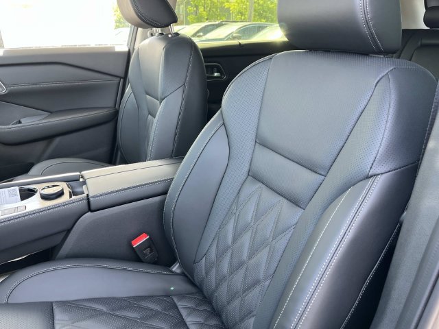 New 2026 Nissan Rogue Platinum AWD/4WD image 27