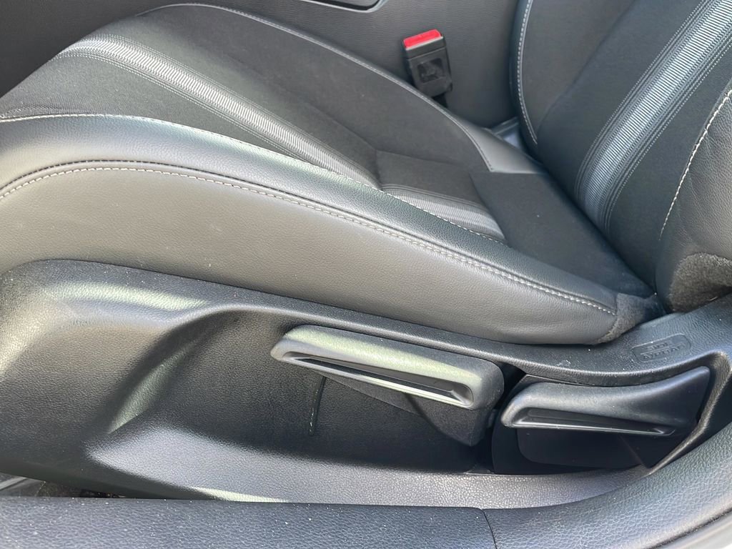 Used 2023 Honda Civic Sport image 21