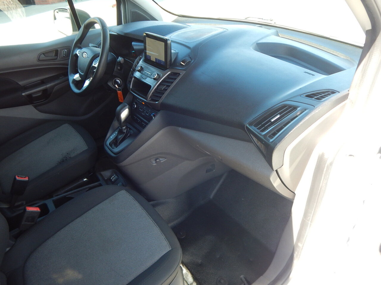Used 2021 Ford Transit Connect XL image 19