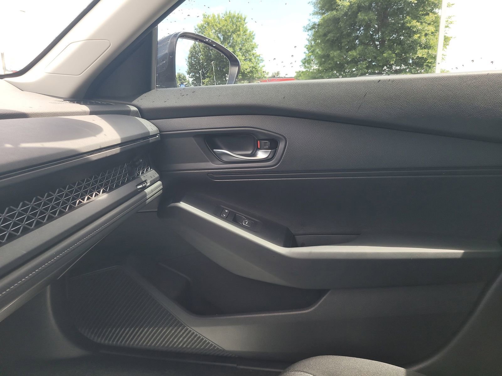 Certified 2023 Honda Accord LX image 28