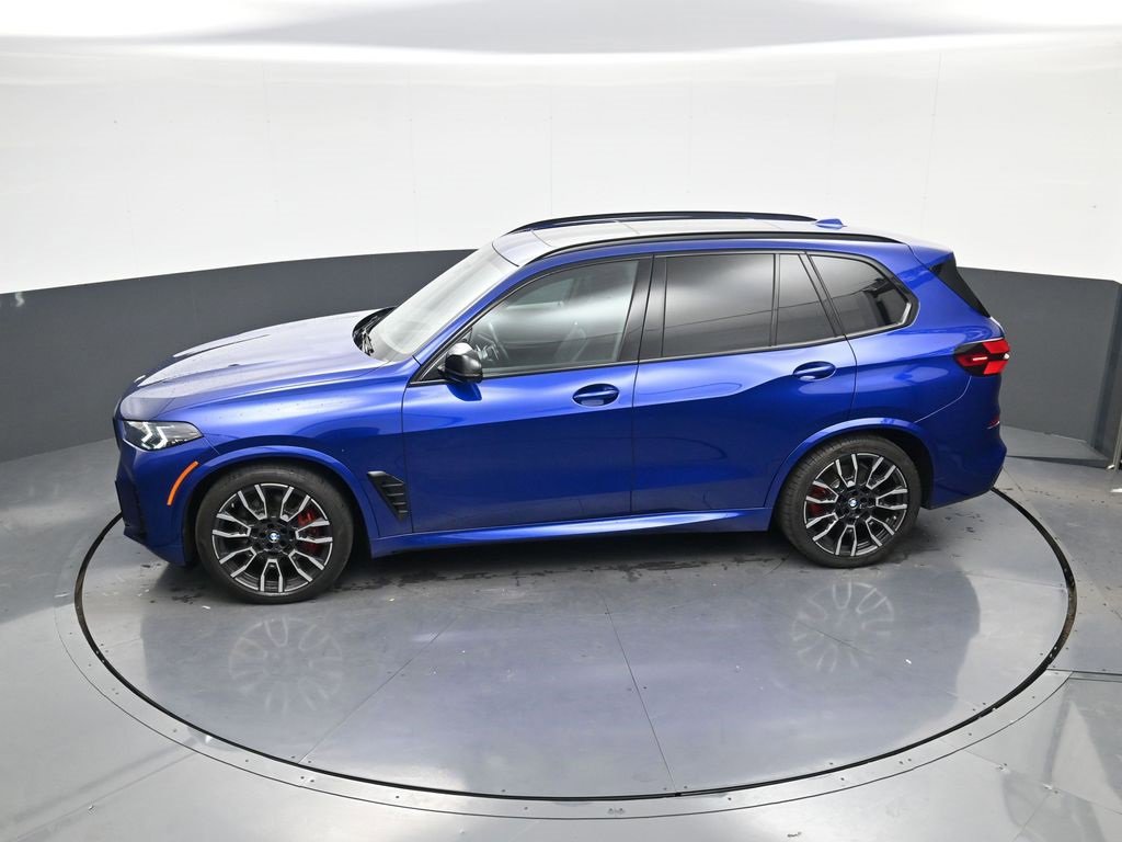 Used 2024 BMW X5 M60i image 28